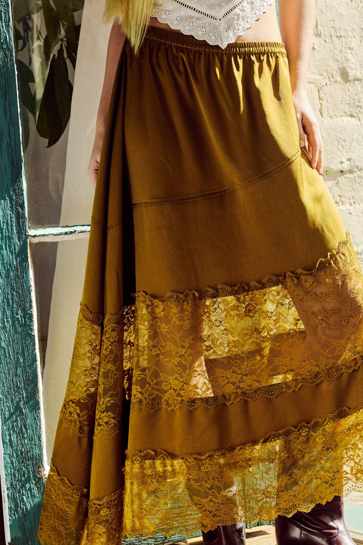 Lace Trim Asymmetrical Hem Satin Midi Skirt