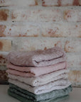 Muslin Cloth 2-pack Powder. One Leaf, One Solid