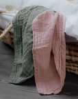 Muslin Cloth 2-pack Powder. One Leaf, One Solid