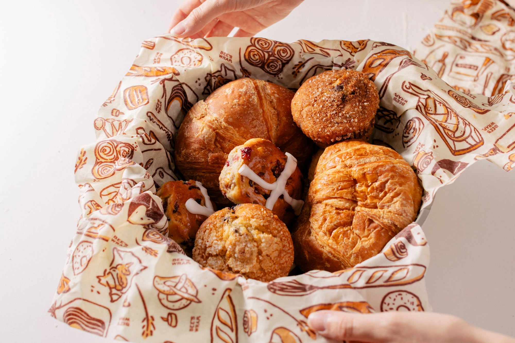 Bee&#39;s Wrap - New! Bakery Lane - Bread Wrap, Seasonal Print