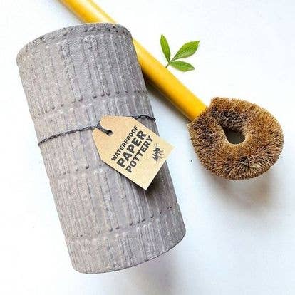 Natural Toilet Brush &amp; Holders - 100% Plastic Free