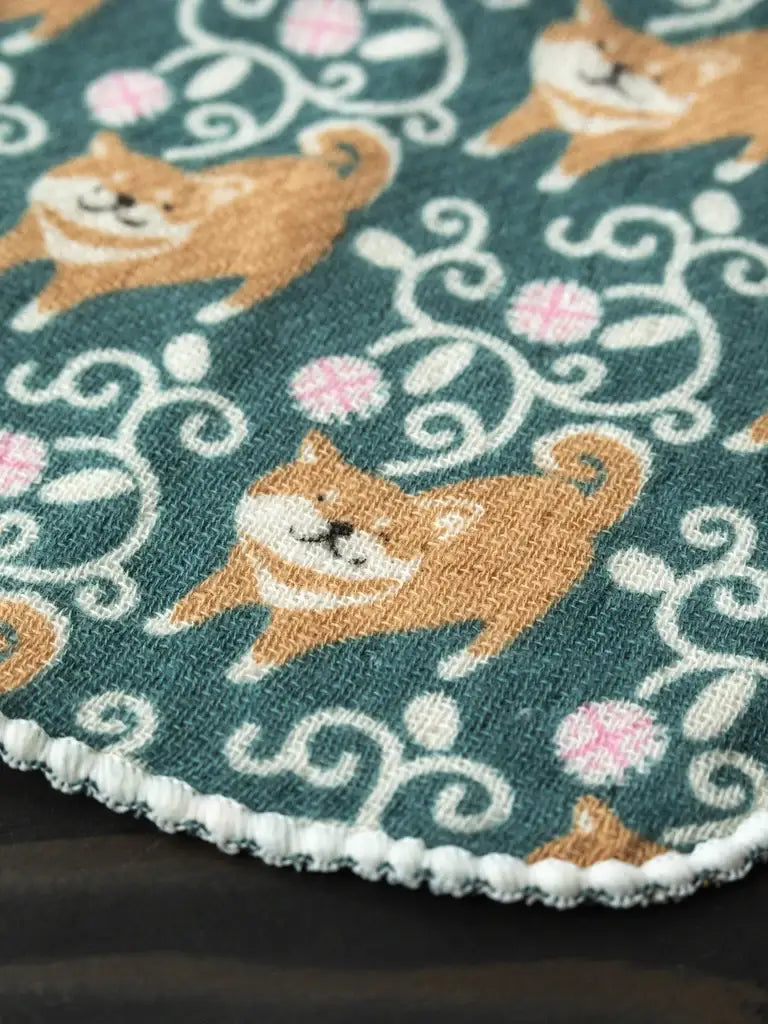 Haikara Little Handkerchief - Shiba, Karakusa Green