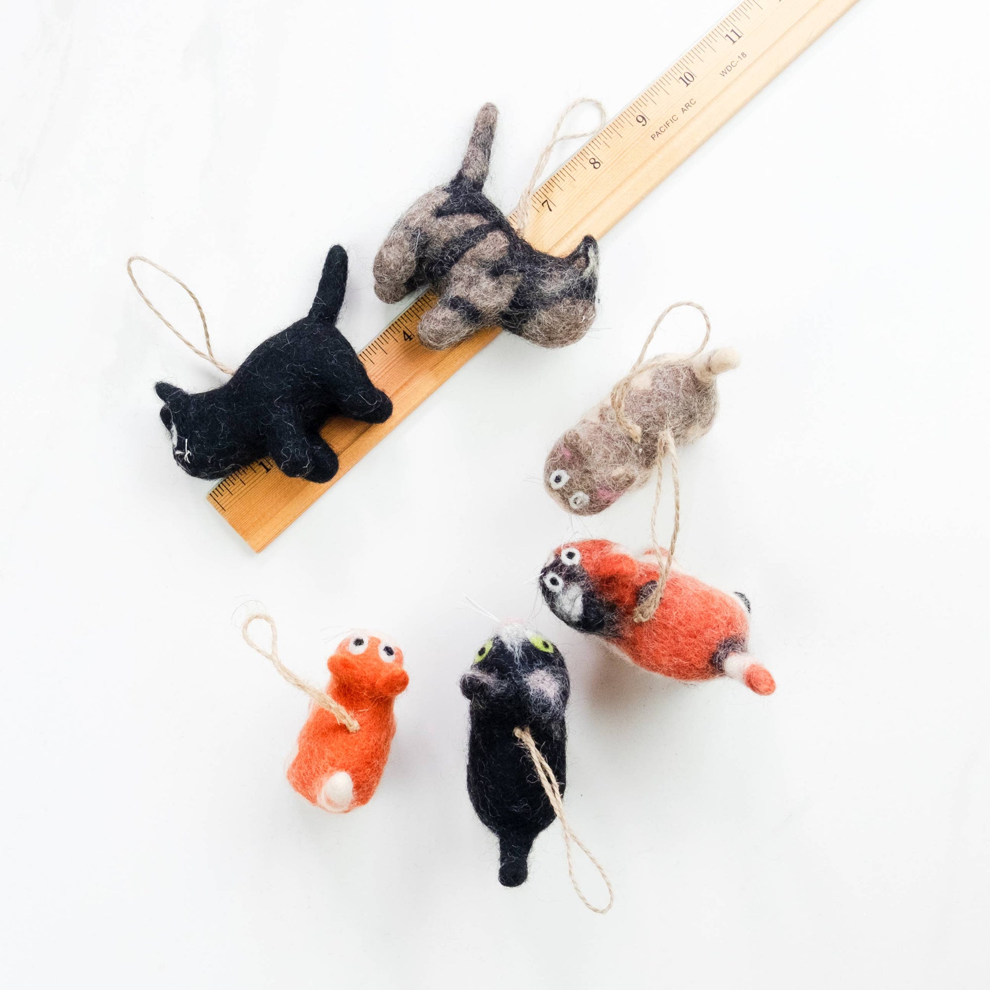 The Winding Road - Ornament - Little Felt Cats - 5 Assorted Pieces