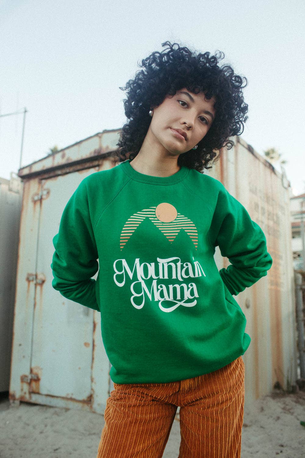 Mountain Mama | Graphic Unisex Sweatshirt