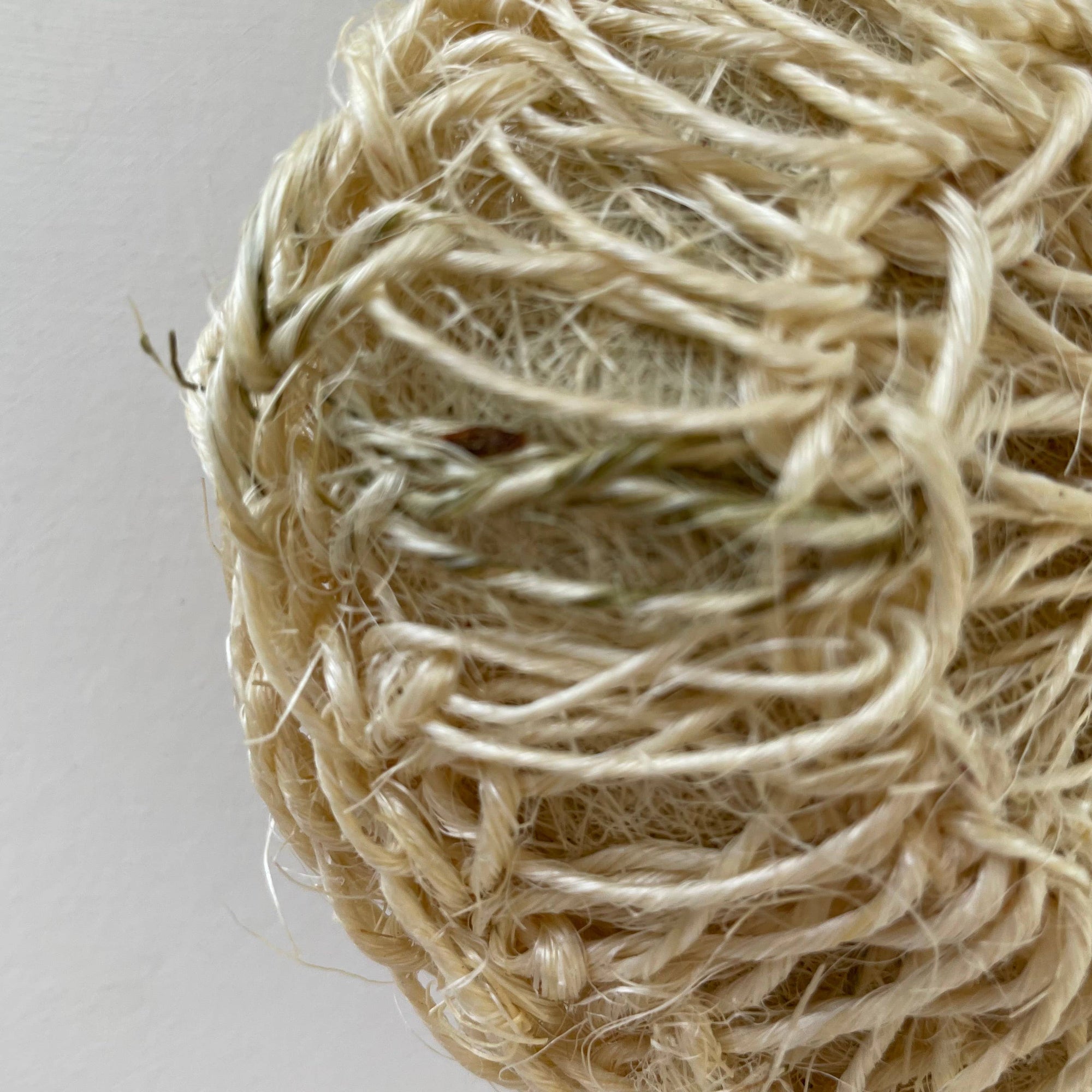 fort &amp; field - Round sisal scrubber ball sponge w/ handle kitchen bath