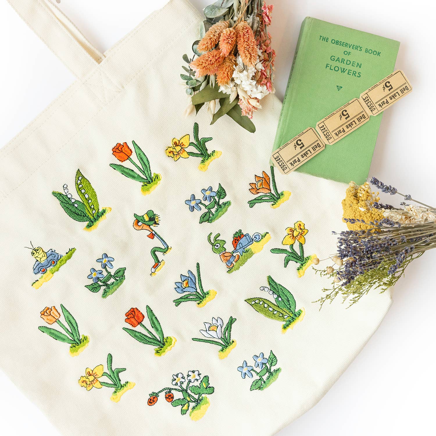 Three Potato Four - 3P4 x Richard Scarry® - Lowly Worm Floral Embroidered Tote