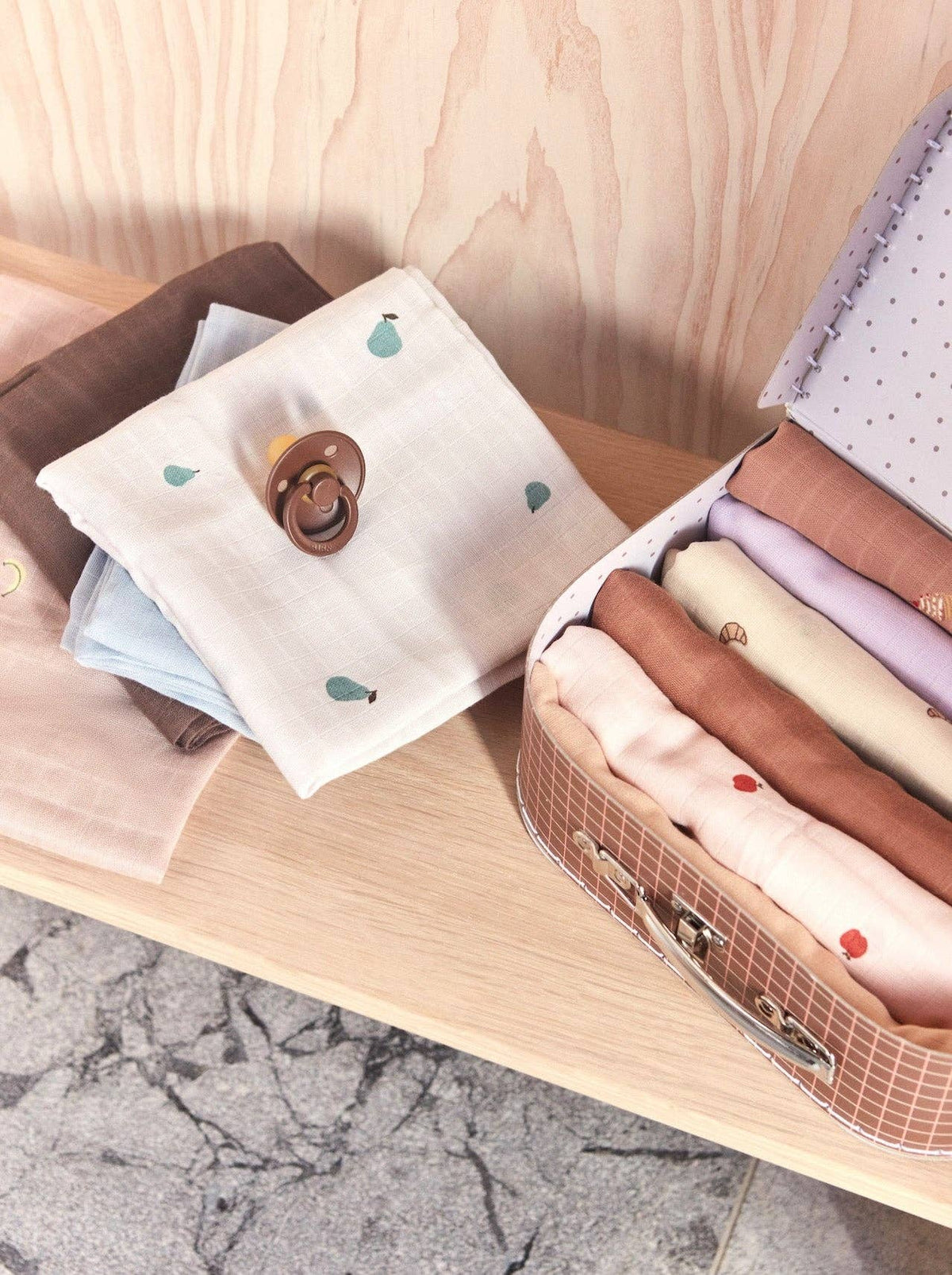Yummy Muslin - Rose / Fudge
