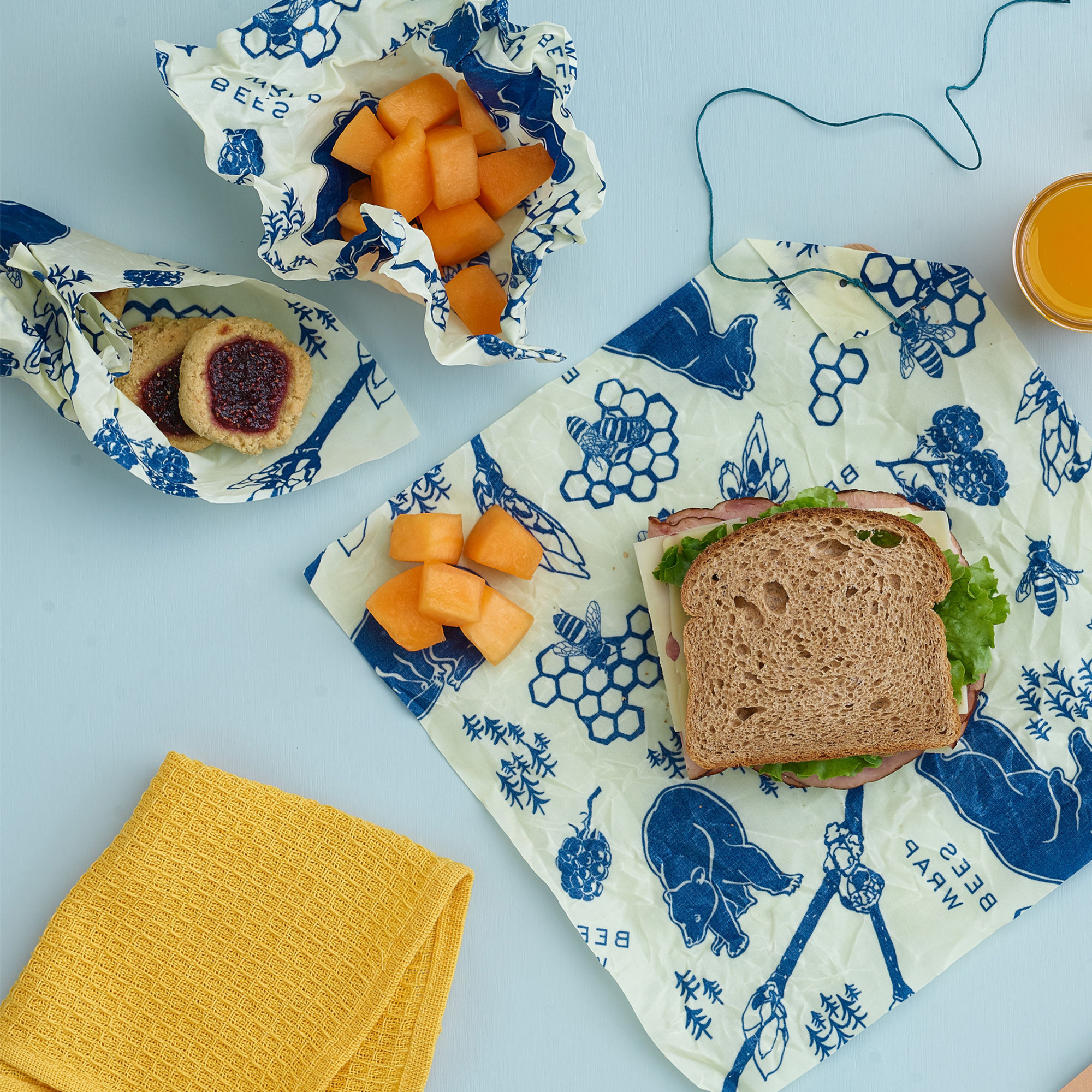 Bee's Wrap - Lunch Pack - Bees &amp; Bears Print