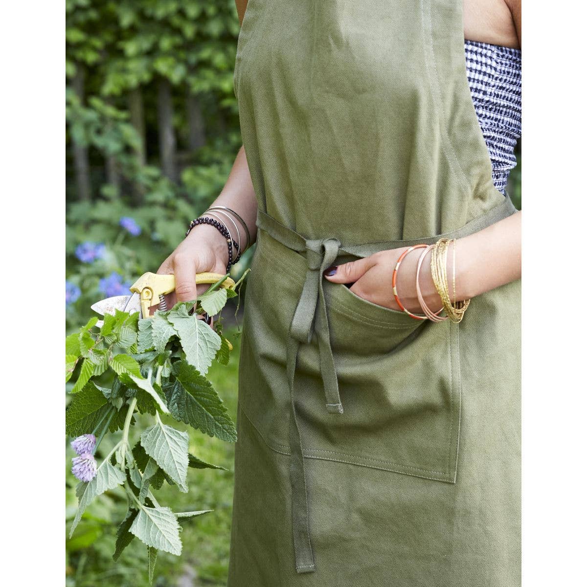 Apron Aux petits oignons kaki