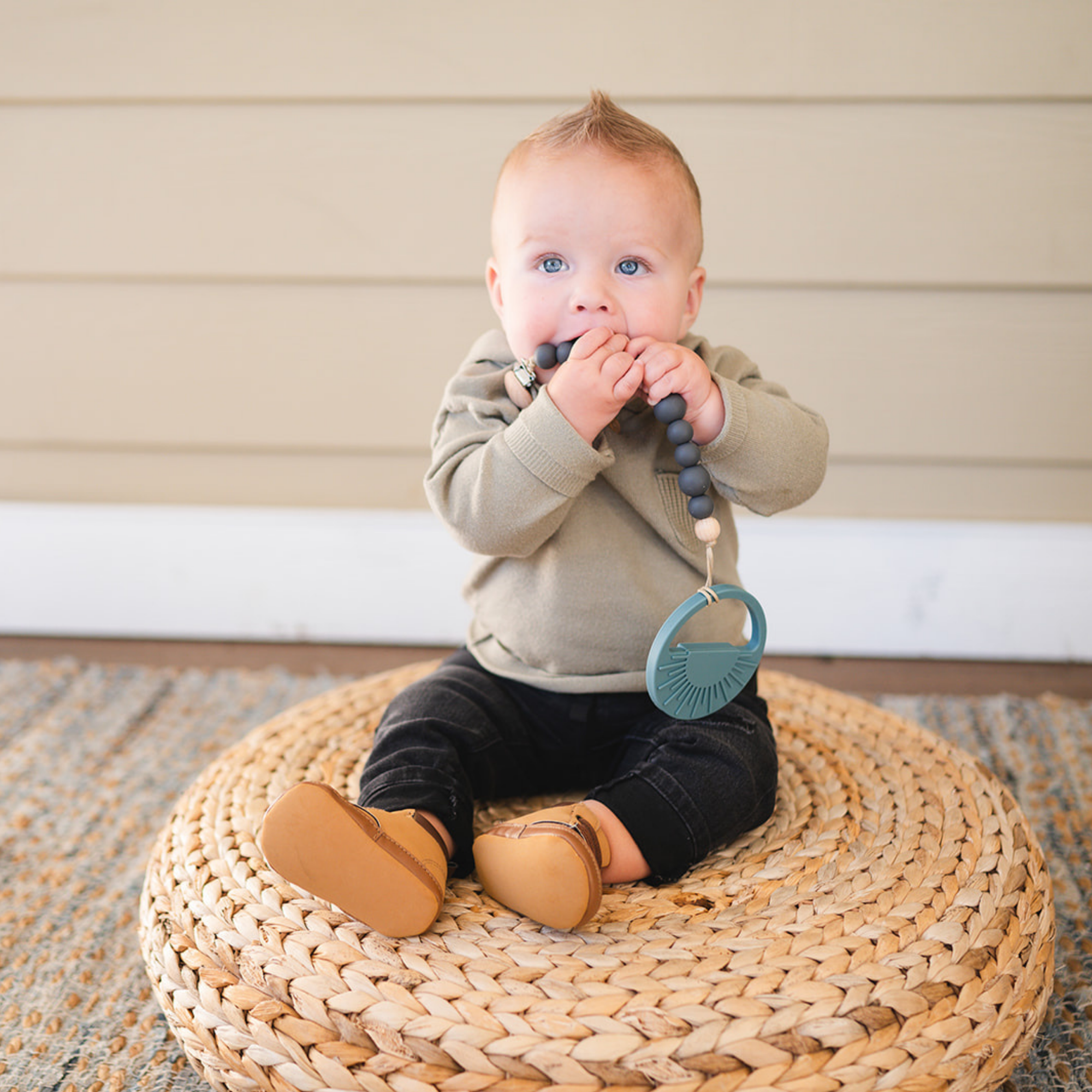 Beaded Wooden &amp; Silicone Pacifier Clip