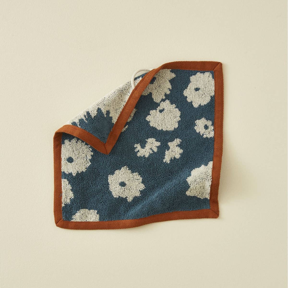 Coup de foudre guest towel
