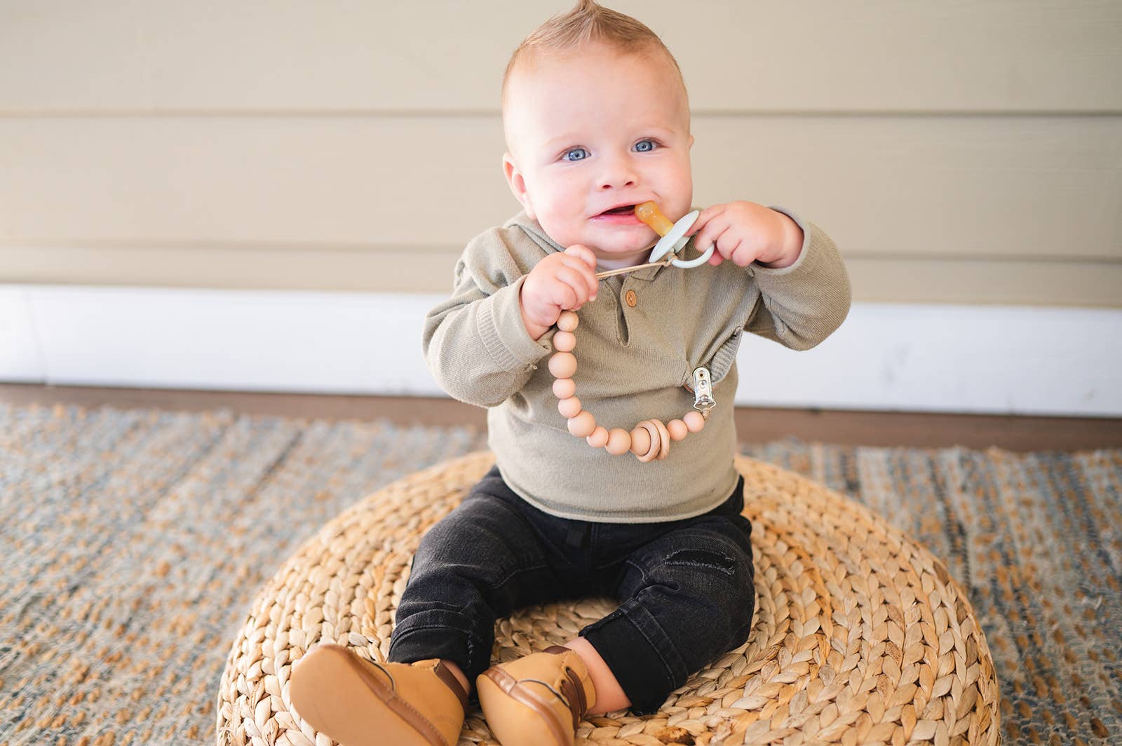 Silicone Bead &amp; Wood Ring Pacifier Clip