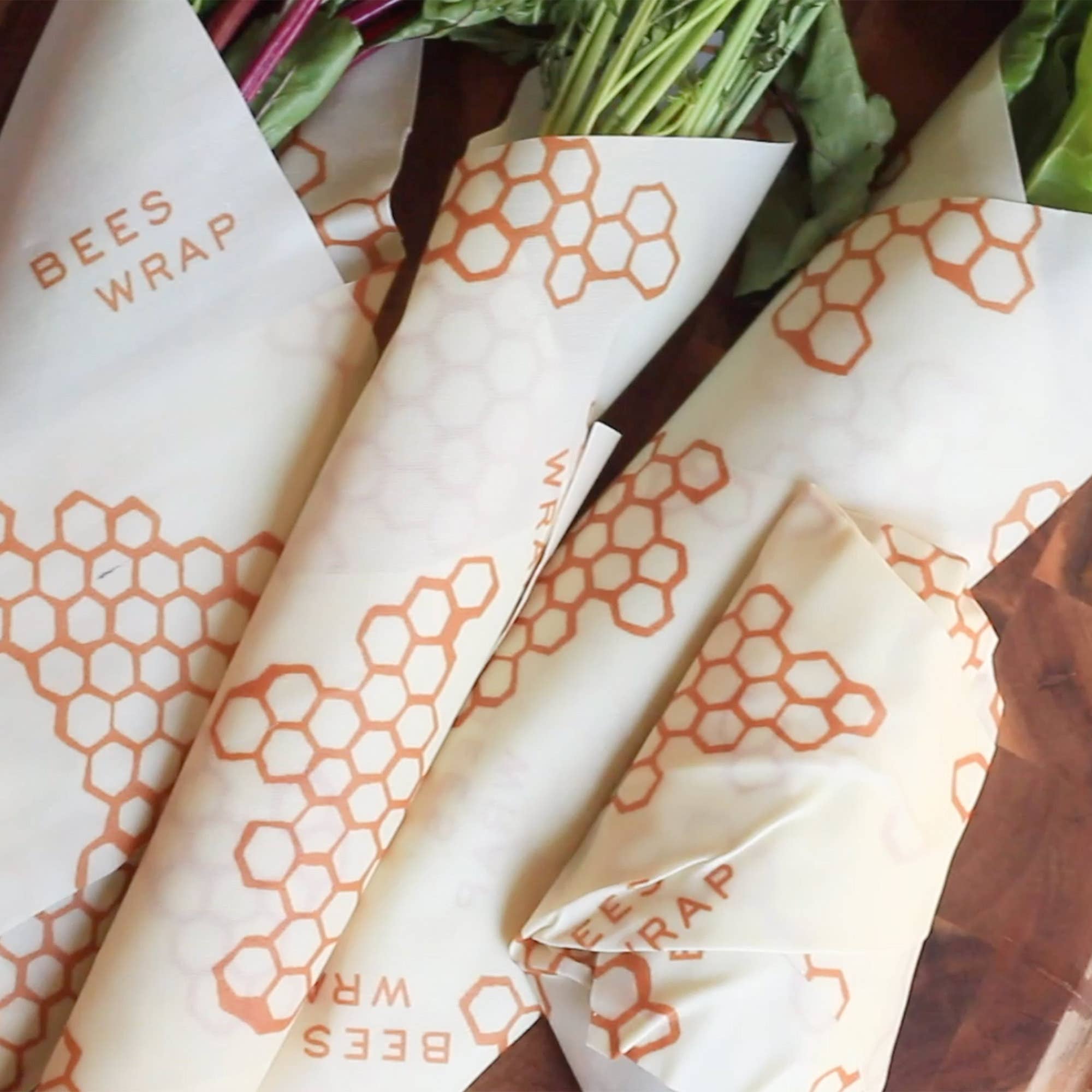 Bee's Wrap - Queen Bee Med. singles