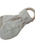 3-in-1 activity toy, creme